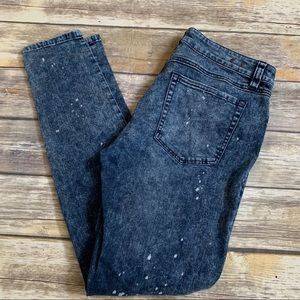CAbi Splatter High Rise Skinny Jeans 8